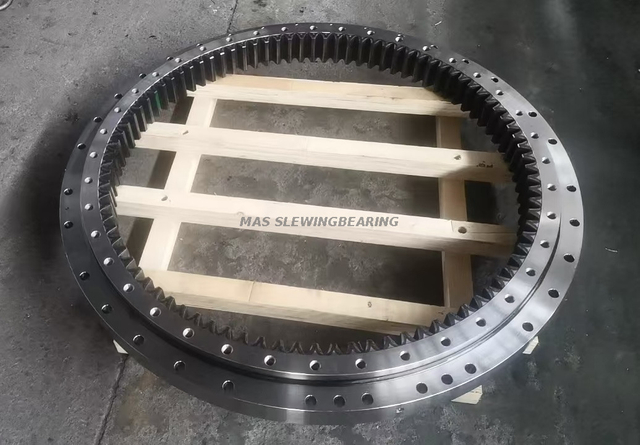 DEAWOO S340LC-V SLEWING BEARING