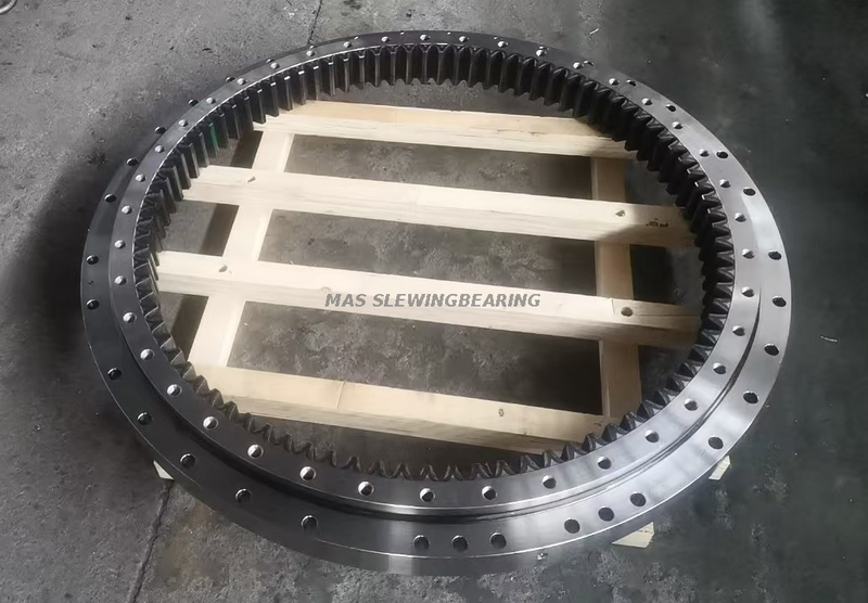 DEAWOO S340LC-V SLEWING BEARING